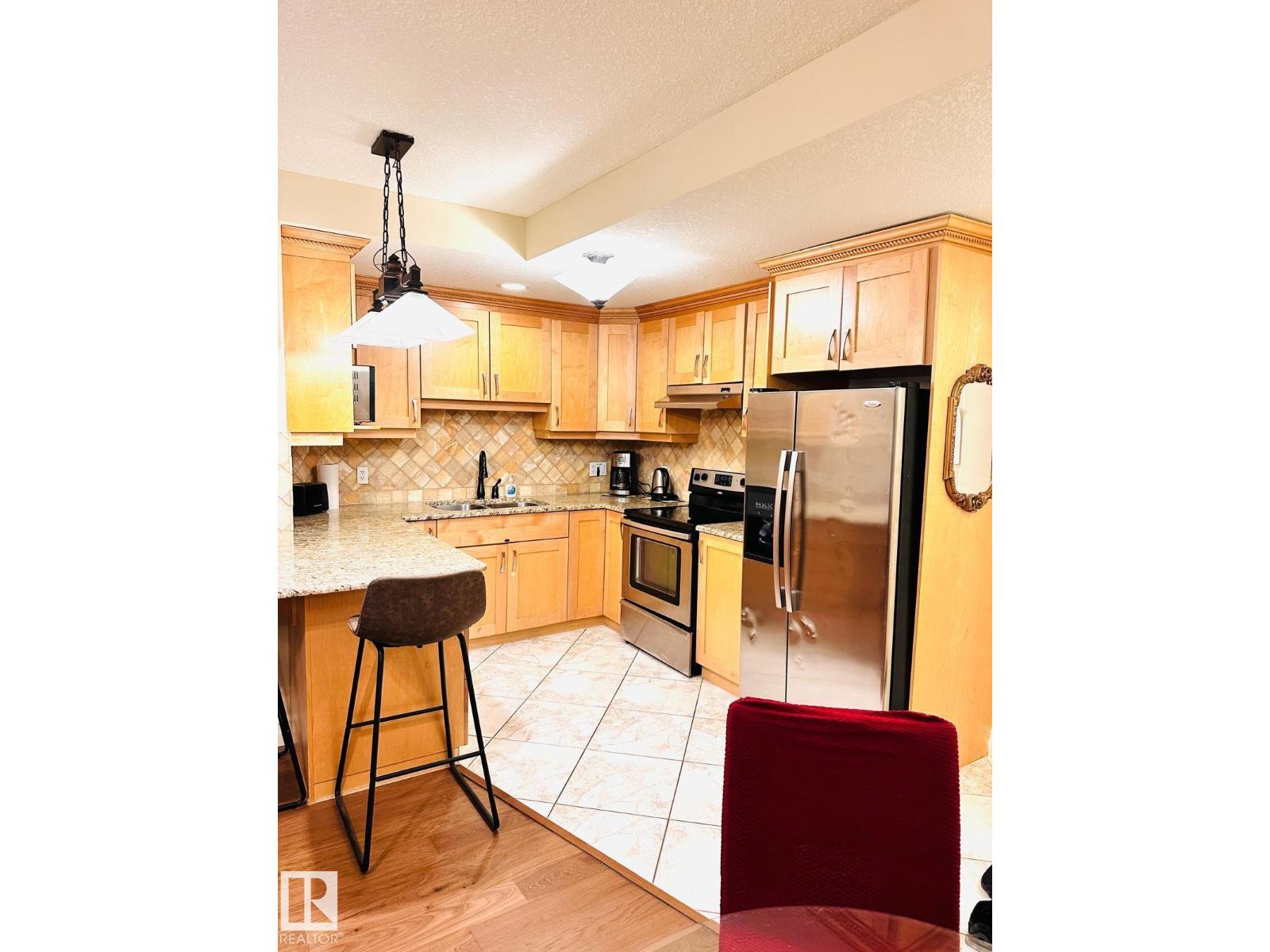 #207 10142 111 ST NW - Image 14