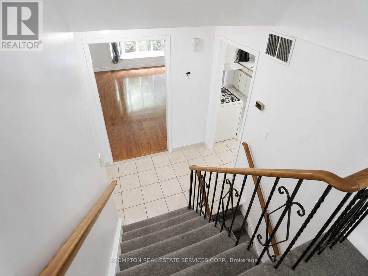 25 LEHAR CRESCENT - 21
