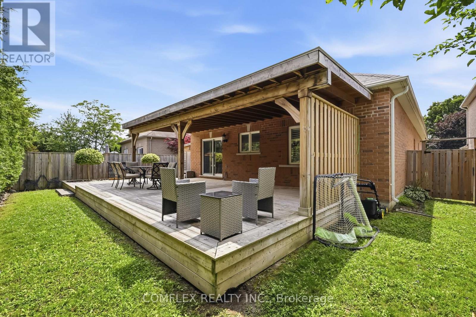 7 SWINDELLS STREET - 33