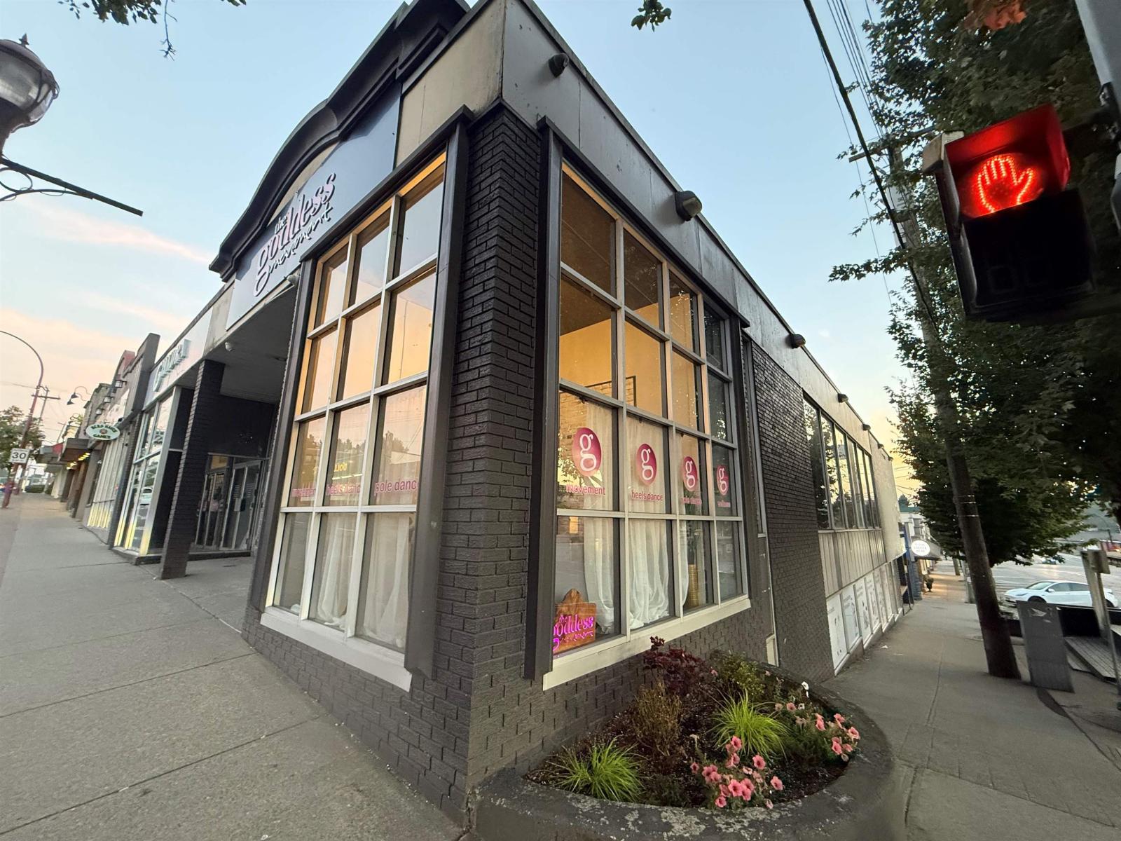 Retail for Sale in Abbotsford – 33735 ESSENDENE AVENUE, Abbotsford – MLS# C8081108 - Image 3