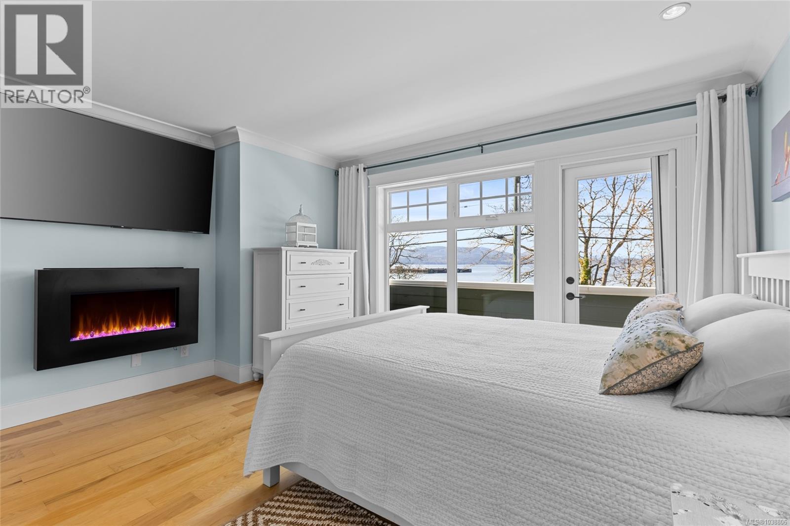 10117 West Saanich Rd - 29