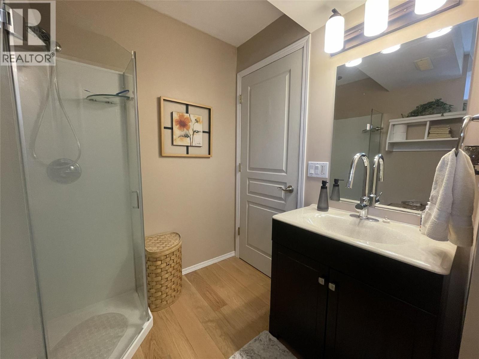 #9 5101 27 Avenue - 34