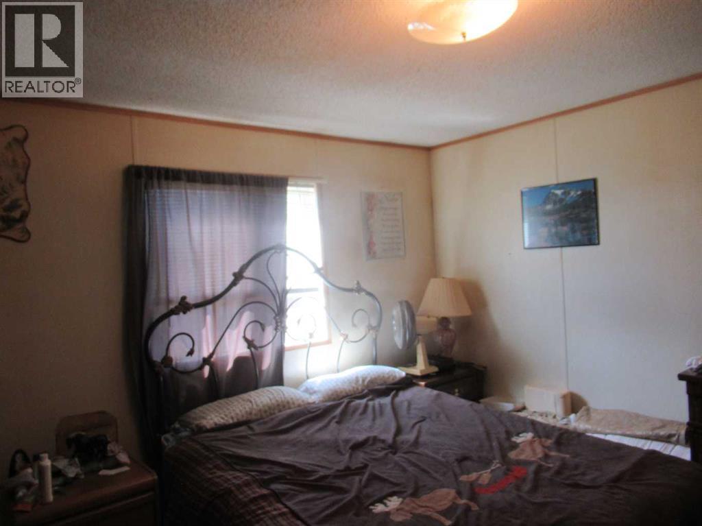 5235 50 Street - Photo 14