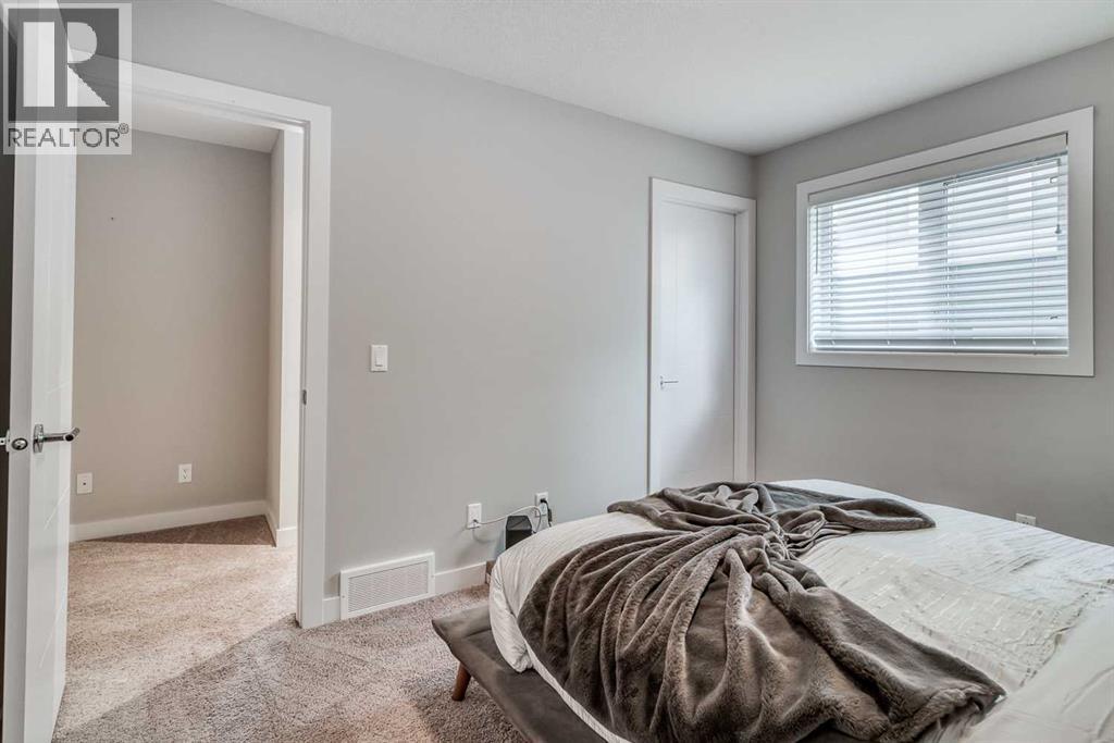 #3 2428 30 Street SW - Image 32
