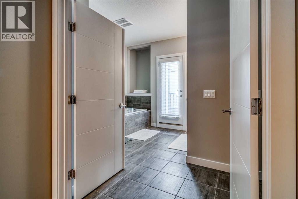 #3 2428 30 Street SW - Image 16
