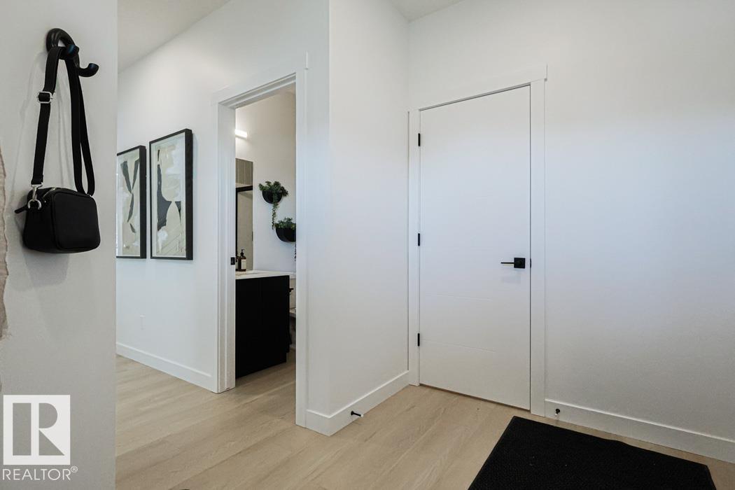 18651 19 AV NW, River's Edge, Edmonton photo 5