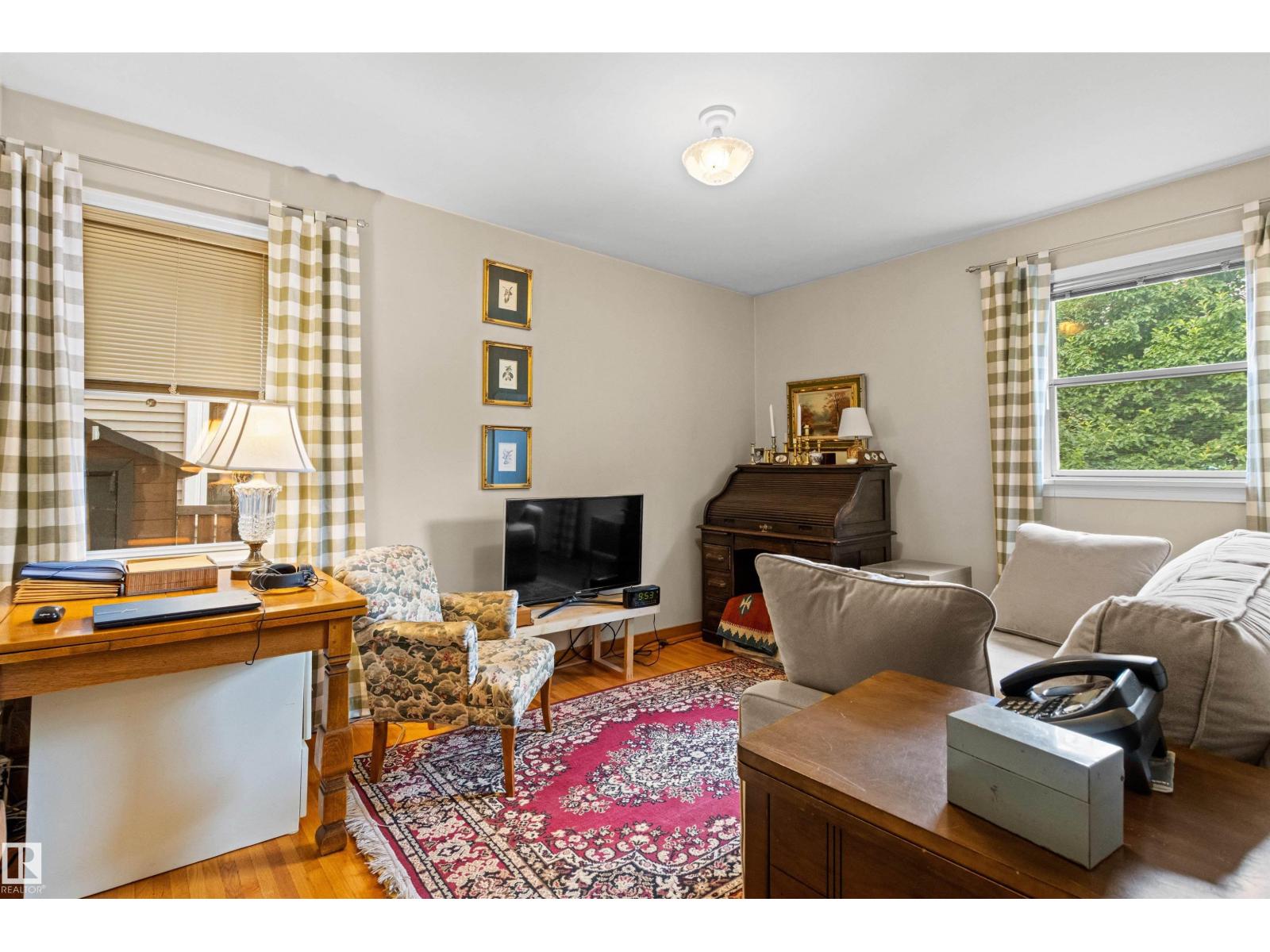 8842 89 ST NW - Image 26