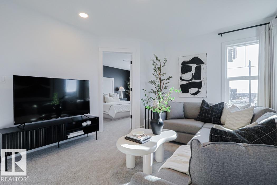 18651 19 AV NW - 37