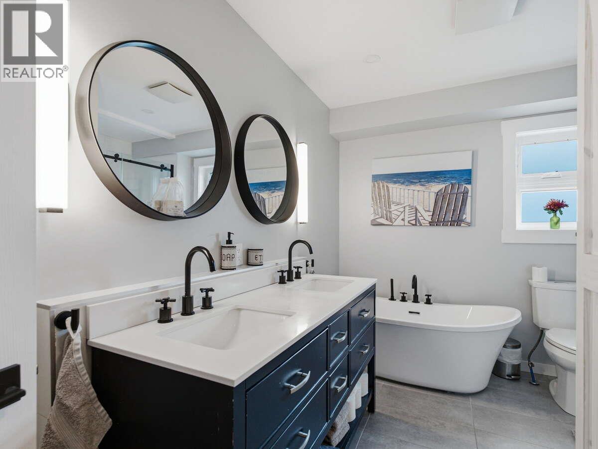  2432 Karli Court, West Kelowna