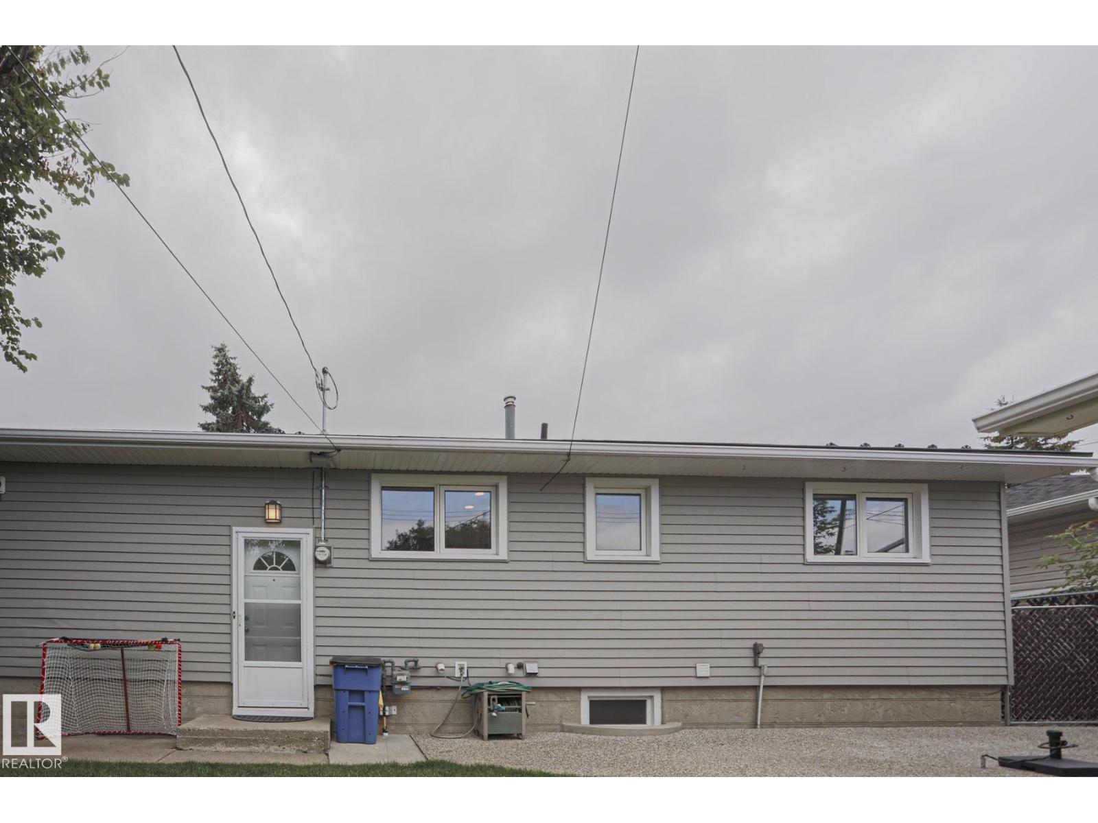 4640 102A AV NW - Image 50