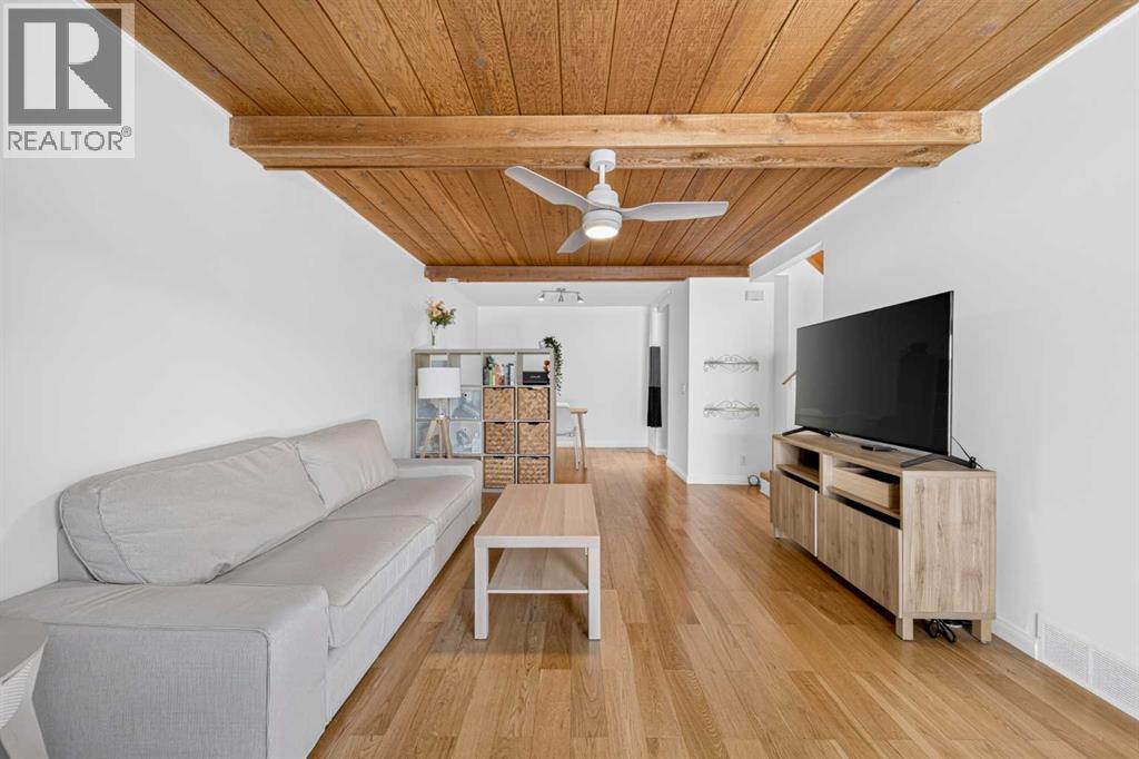 4915 45 Street Southwest - Photo 11