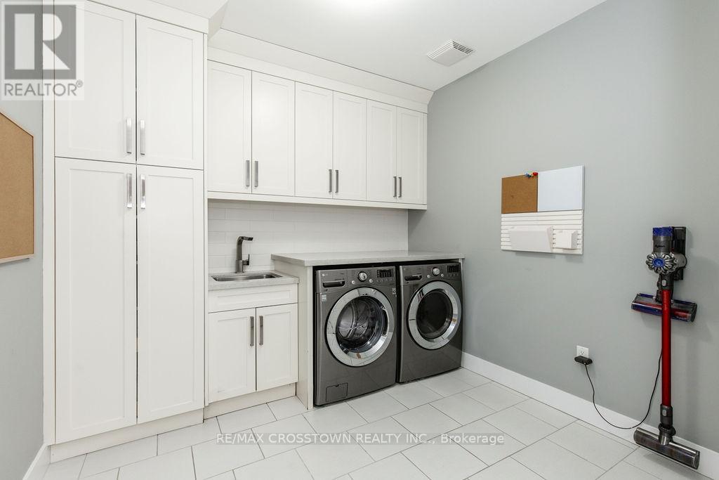 25 MENNILL DRIVE - 23