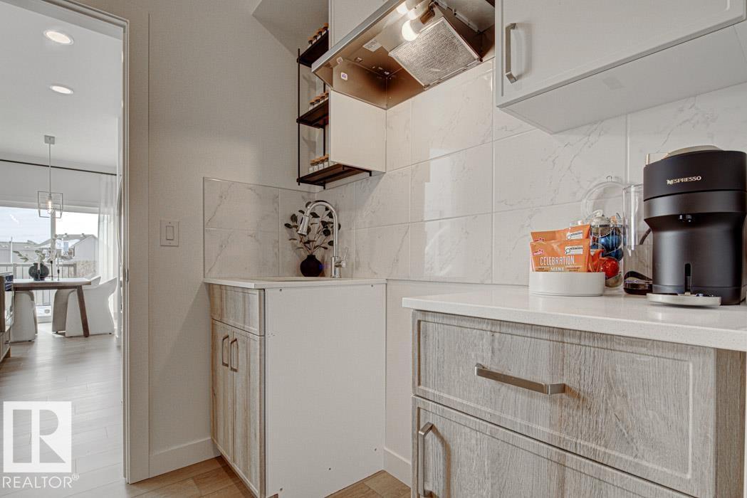 18631 19 AV NW - 10