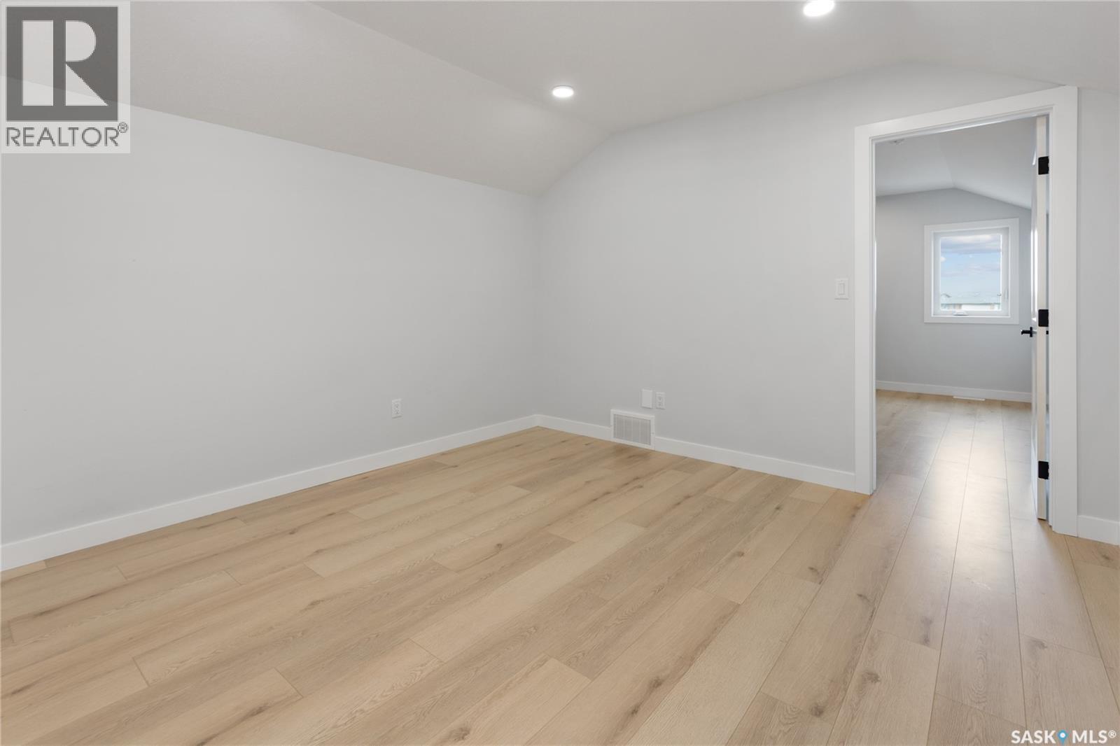 371 Leskiw BEND - Image 21