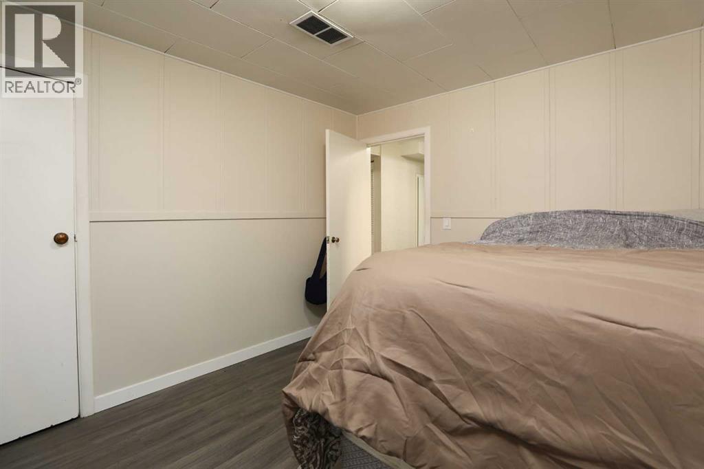 314 26 Street S - Image 37