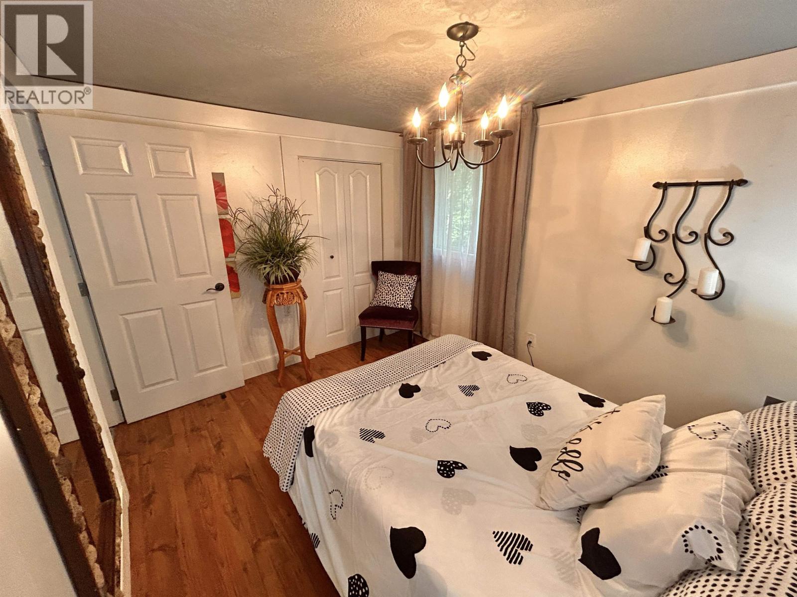 1122 ELLISON ROAD - 24
