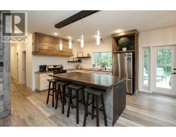 5pc Bathroom - 201, 1236 Township Road 384, Rural Red Deer County, AB T4S1S6 Photo 8