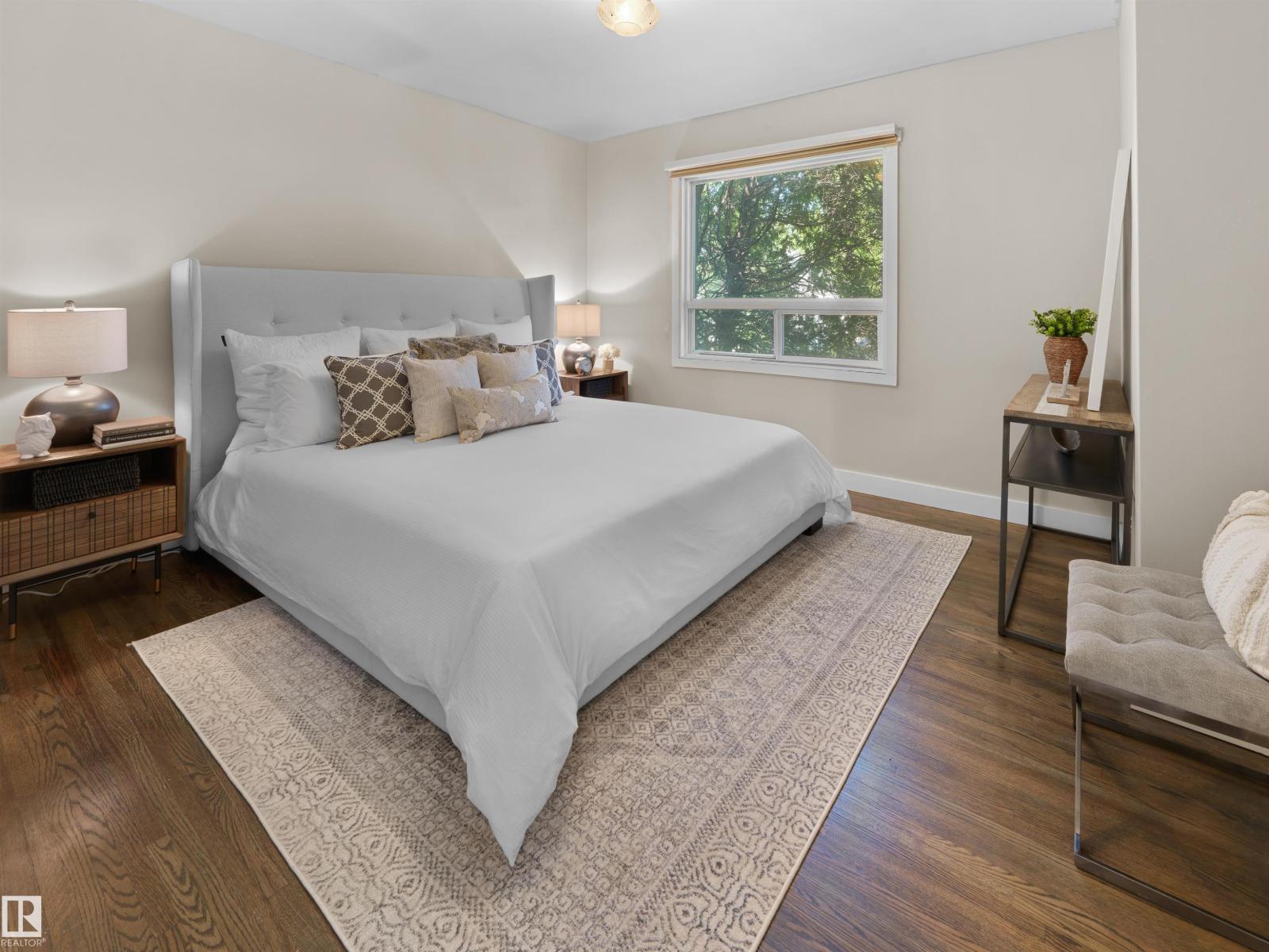 9311 75 AV NW - 9