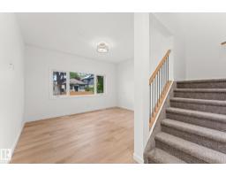 Recreation room - 10825 93 St Nw, Edmonton, AB T5H1Y7 Photo 8