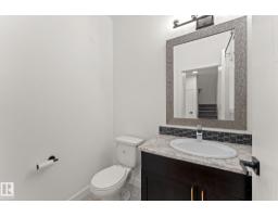 Bedroom 4 - 10825 93 St Nw, Edmonton, AB T5H1Y7 Photo 7
