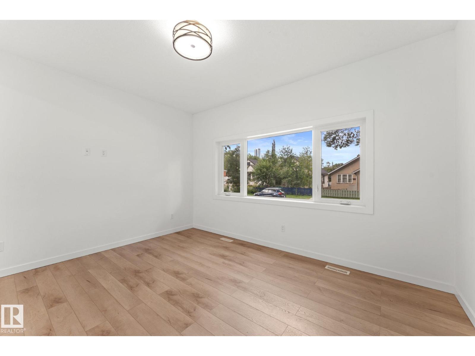 10825 93 ST NW - Image 14