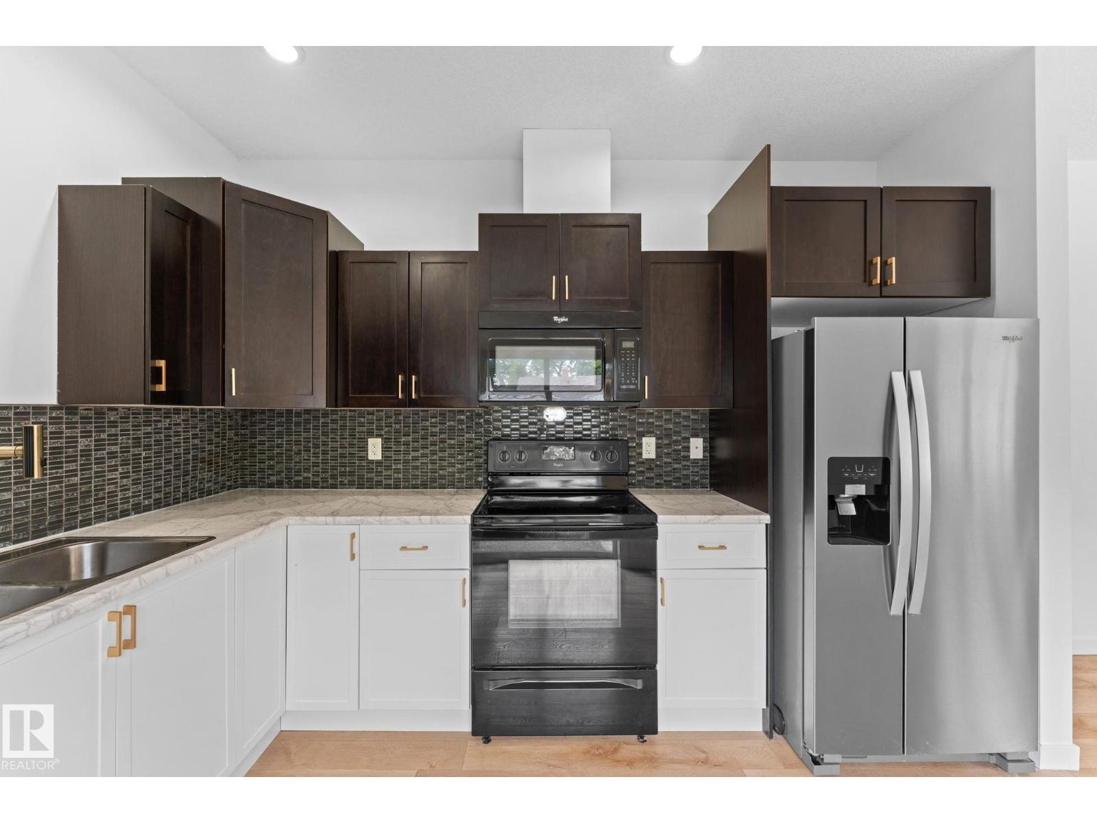 10825 93 ST NW - Image 19