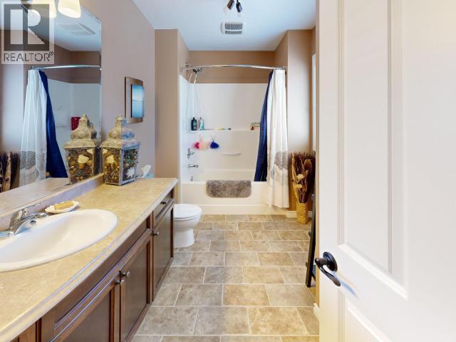 4106 BOWNESS AVE - 32