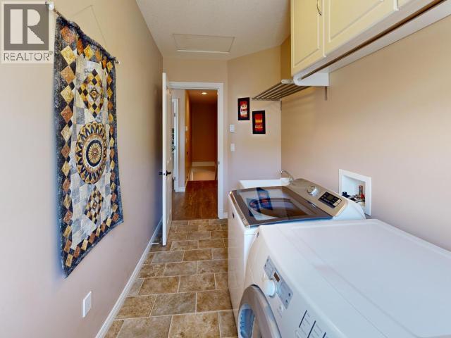 4106 BOWNESS AVE - Image 37