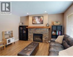4106 Bowness Ave, Powell River, BC V8A5V6 Photo 23