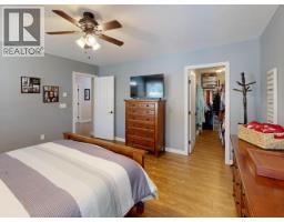 4106 Bowness Ave, Powell River, BC V8A5V6 Photo 25