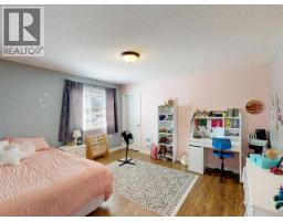 Bedroom - 4106 Bowness Ave, Powell River, BC V8A5V6 Photo 9