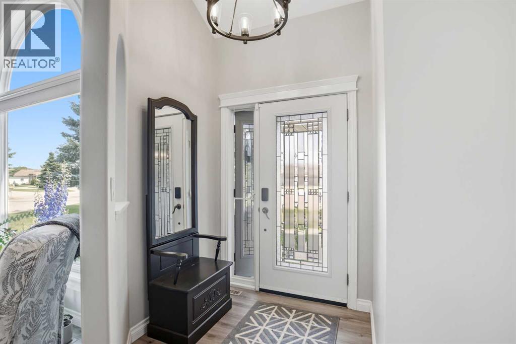 5933 45 Street Crescent - Image 3