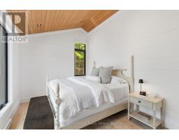 1097 Armstrong Point Road, Muskoka Lakes, ON P0B1J0 Photo 13