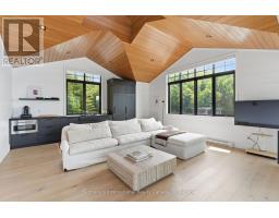 1097 Armstrong Point Road, Muskoka Lakes, ON P0B1J0 Photo 17