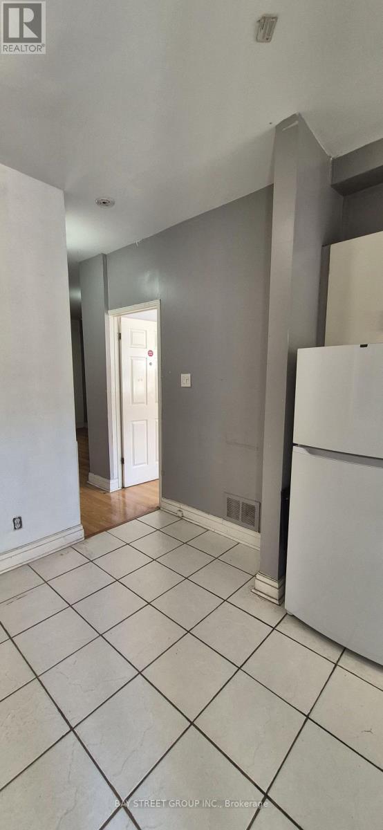 6 FERNDALE AVENUE - 10