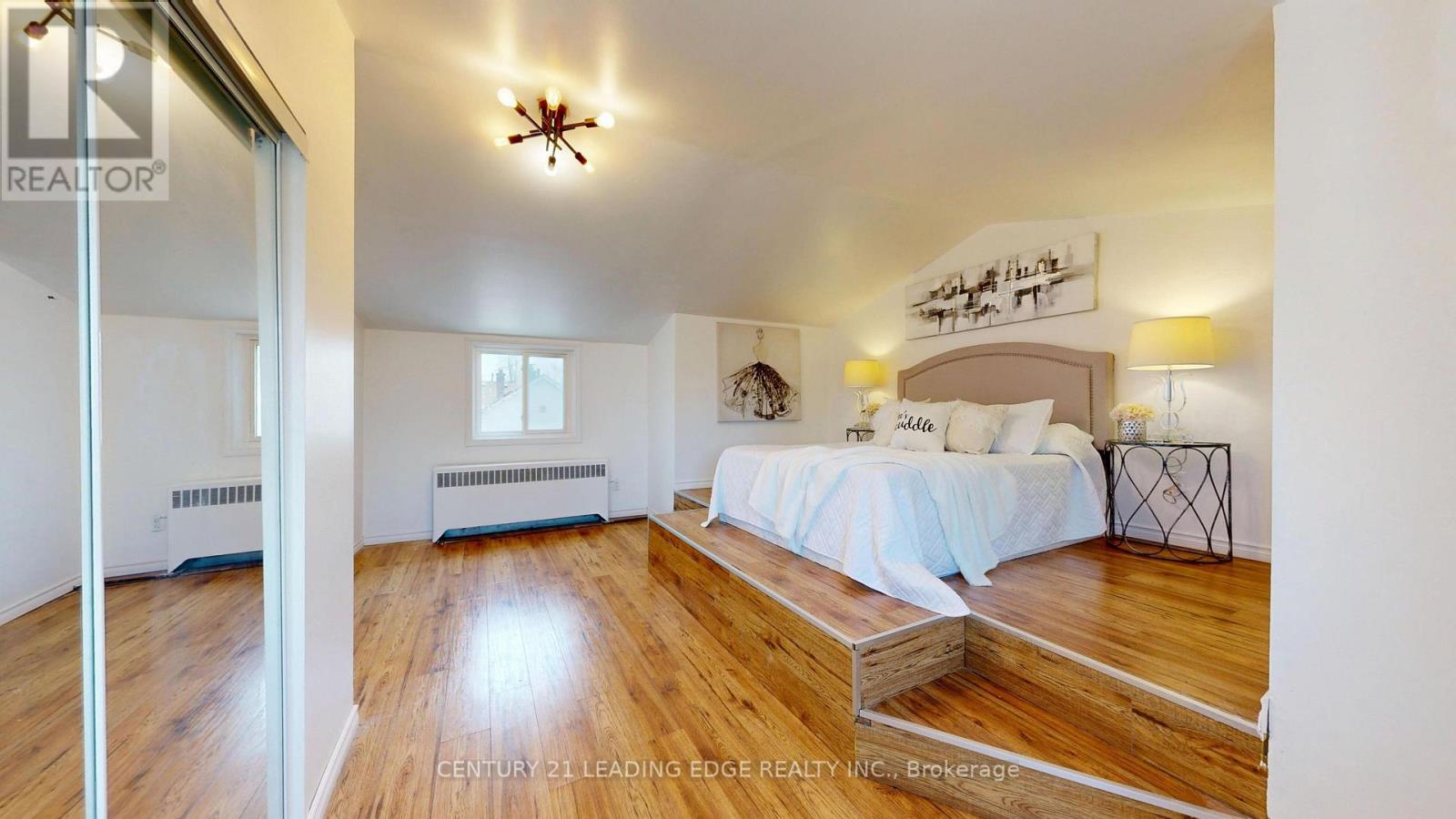 751 GIFFORD STREET - 33