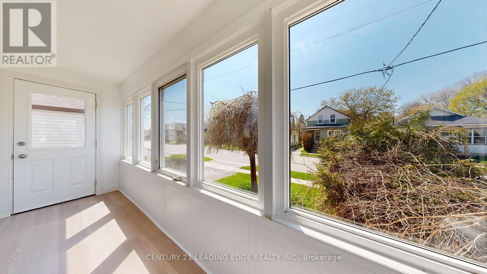 751 GIFFORD STREET - 4