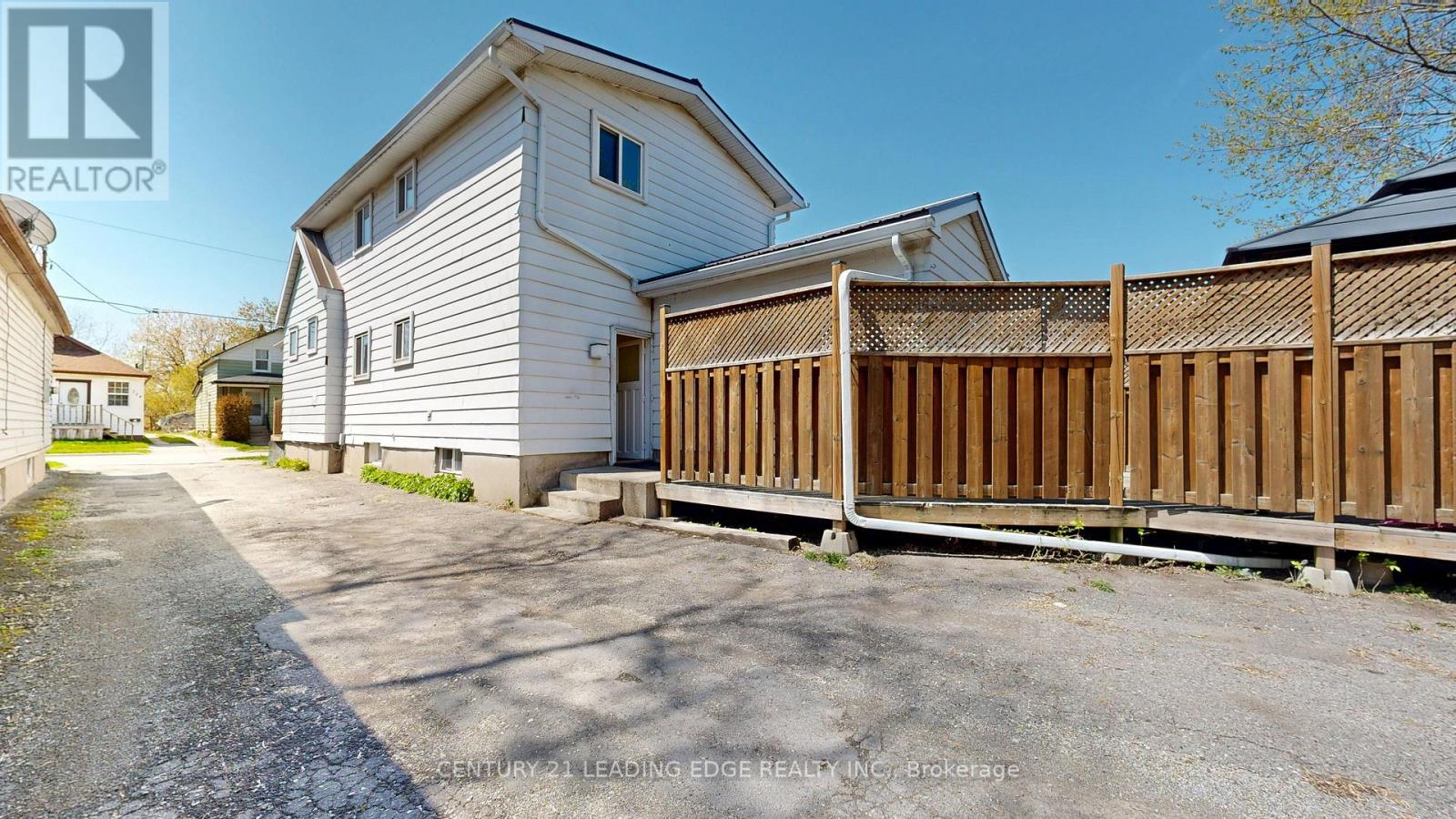 751 GIFFORD STREET - 46