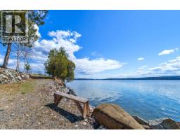3895 Lake Crest Road, Lac La Hache, BC V0K1T0 Photo 21