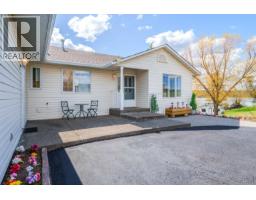3895 Lake Crest Road, Lac La Hache, BC V0K1T0 Photo 29