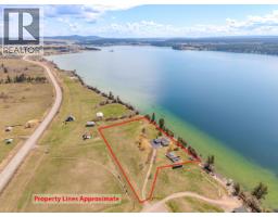 3895 Lake Crest Road, Lac La Hache, BC V0K1T0 Photo 23