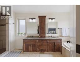 95 Regatta Way, Sylvan Lake, AB T4S0C9 Photo 16