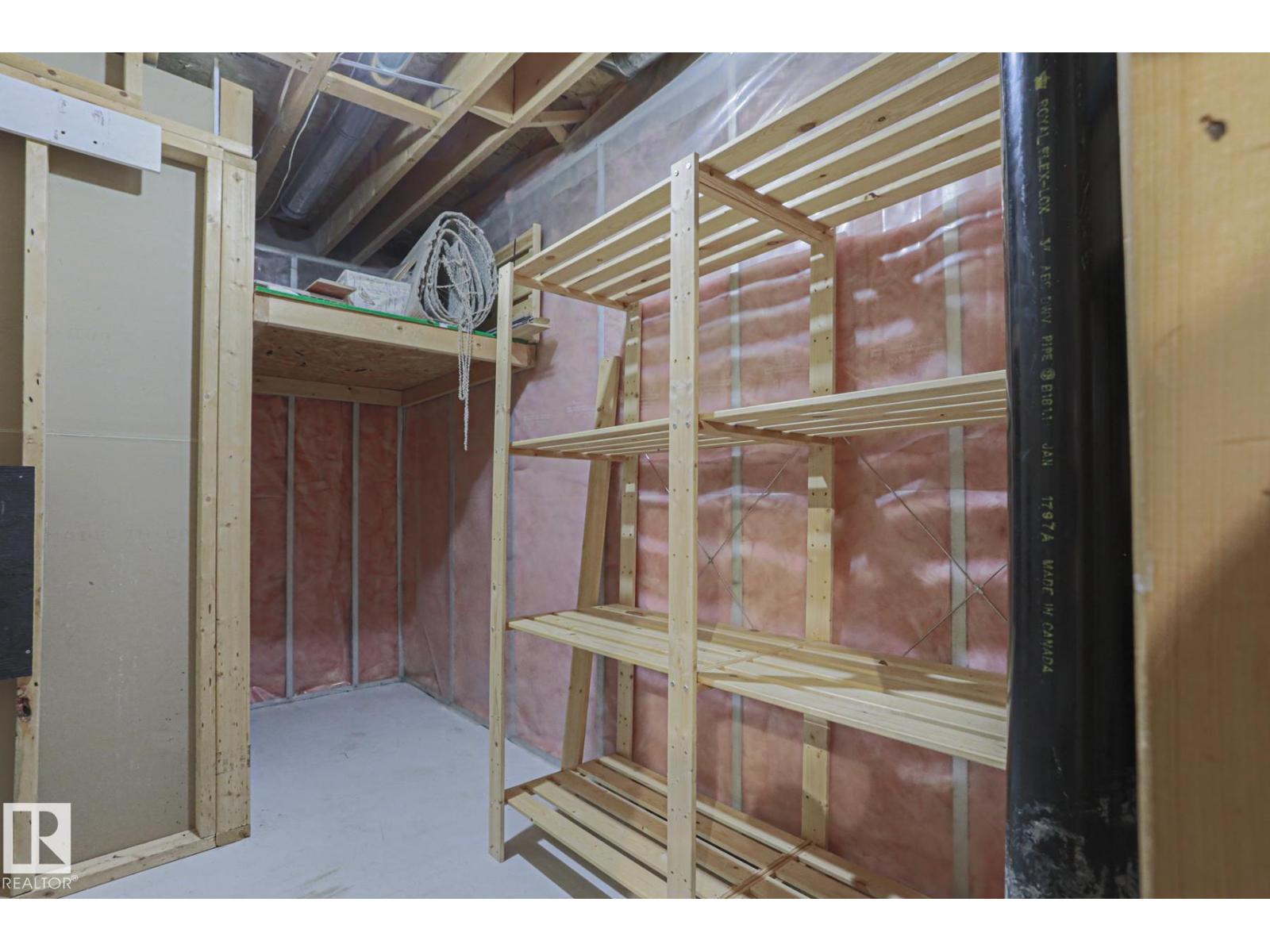 4 LANDSDOWNE DR - Image 37