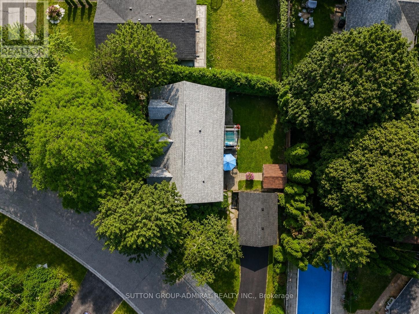 54 STARLIGHT CRESCENT - 4