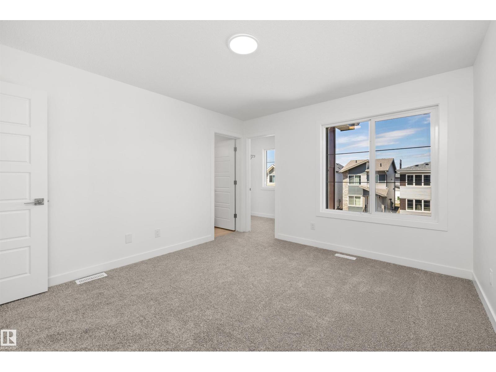 18923 28 AV NW - Image 34