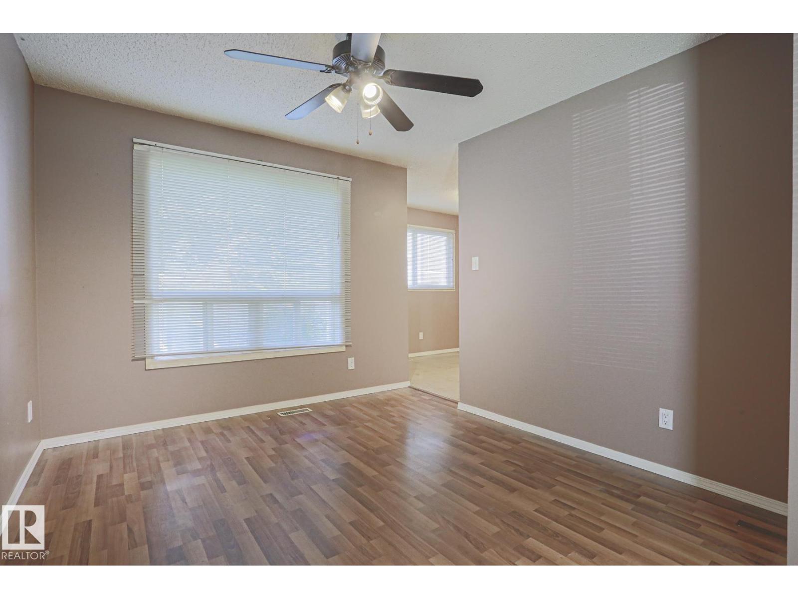 #45 1651 46 ST NW - 10