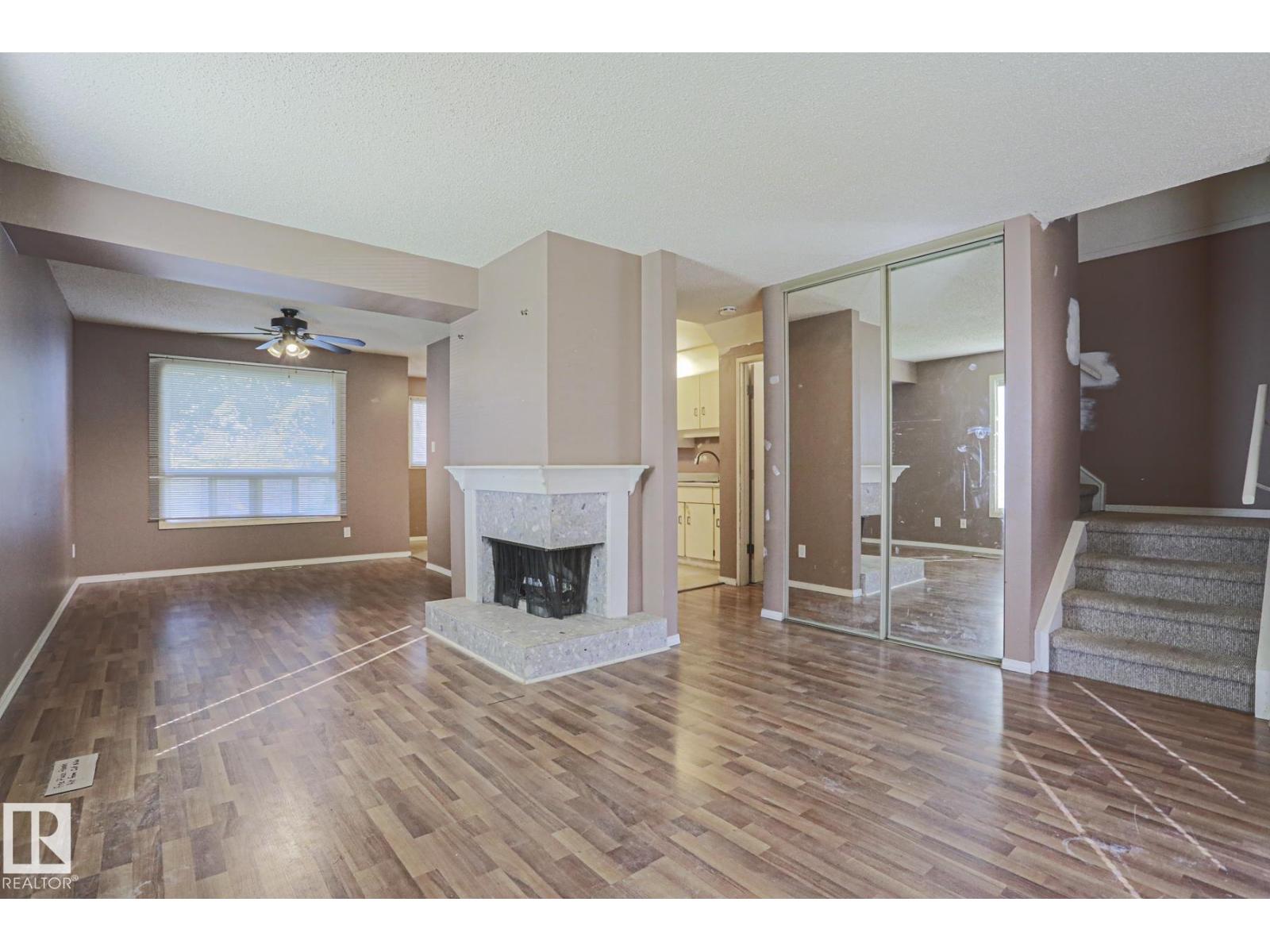 #45 1651 46 ST NW - 26