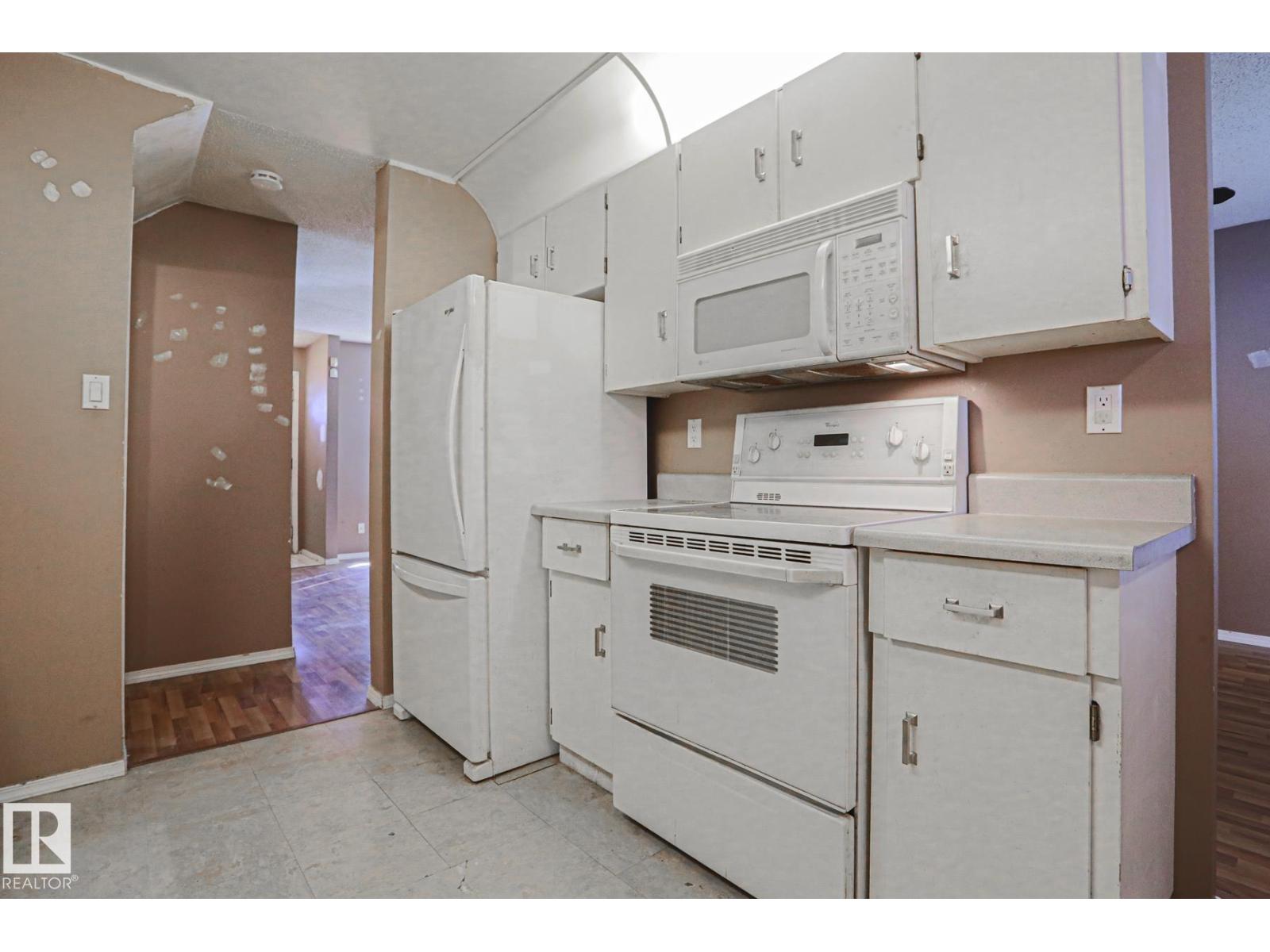 #45 1651 46 ST NW - Image 32
