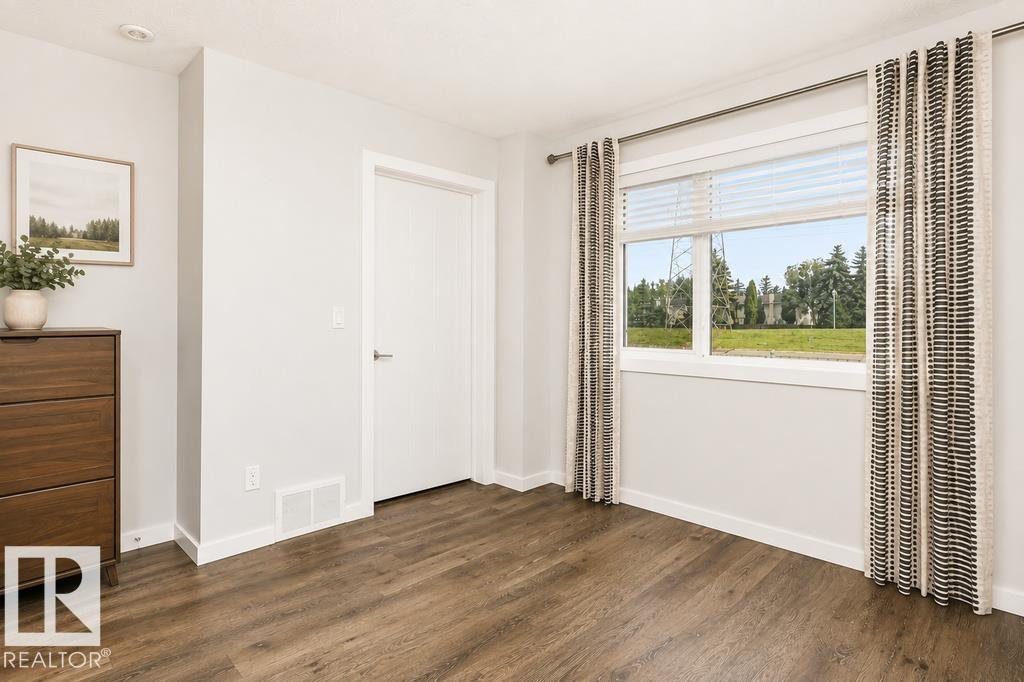 #6 215 SADDLEBACK RD NW - 7