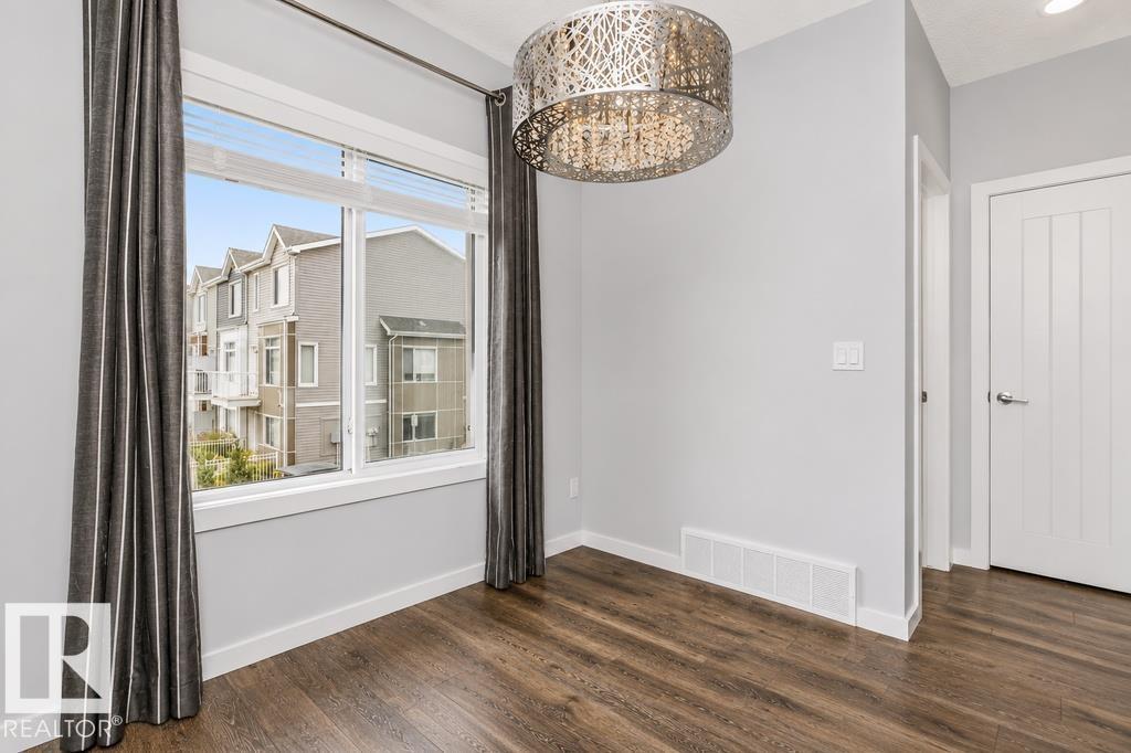 #6 215 SADDLEBACK RD NW - Image 18